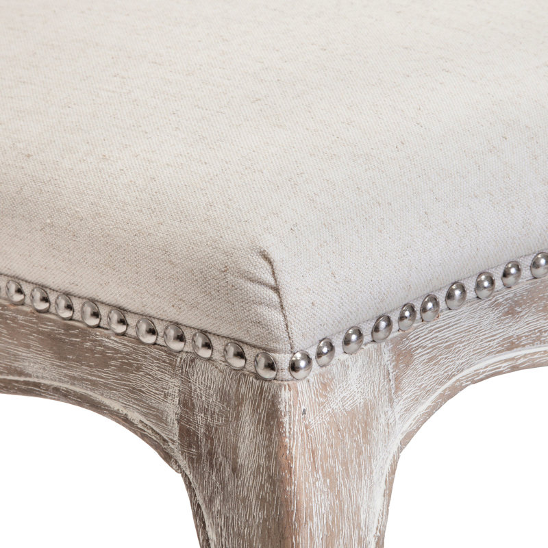 Luxueux ensemble de 2 chaises capitonnées à boutons, alliant confort et style contemporain avec pieds en bois patiné