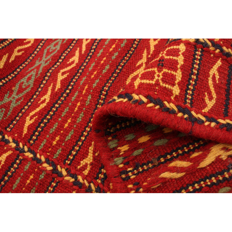 Tapis rouge en laine tissé à plat