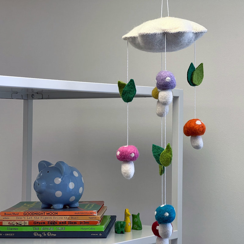Mobile feutre-champignon Cates