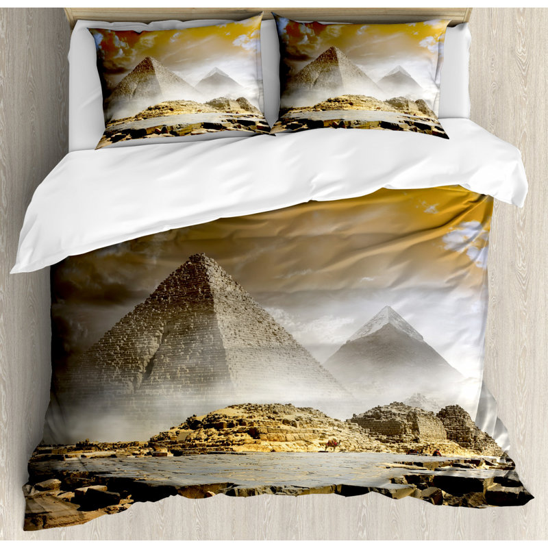 Eclectic Polyester Duvet Cover, Queen Duvet Cover + 2 Standard Shams