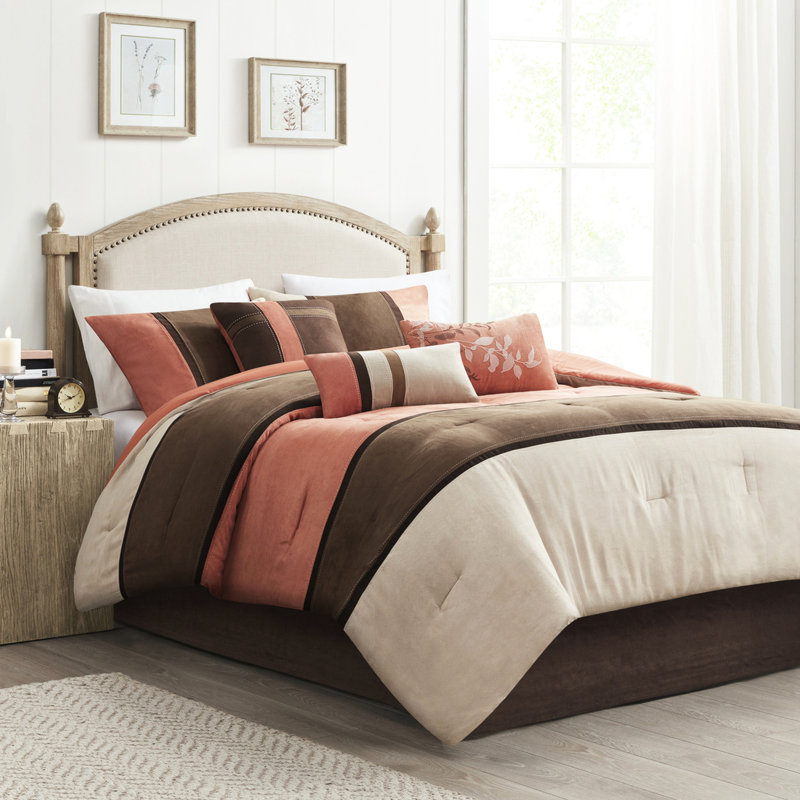 Édredon pour grand lit 7 pièces en faux suède corail - 2 taies décoratives, 1 coussin décoratif et 1 jupe de lit, Corail