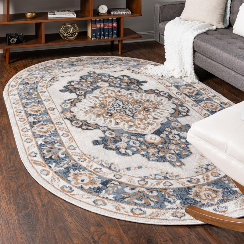 Oriental Indoor Rug, Oval 4' x 6'