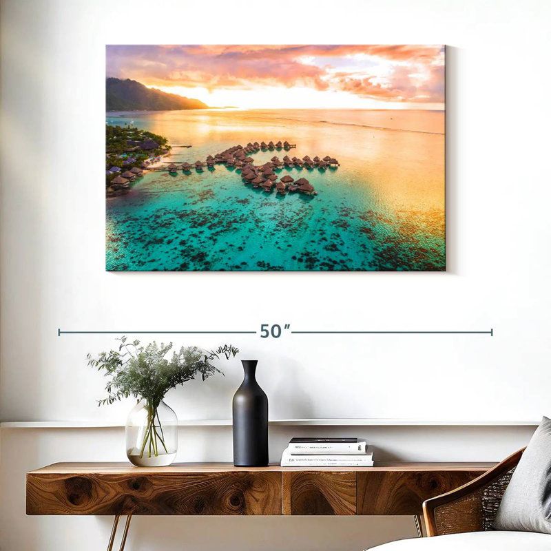 Lilie Moorea Floating Bungalows