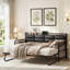 Lit de jour simple tapissier avec couchette et station de charge-179913193