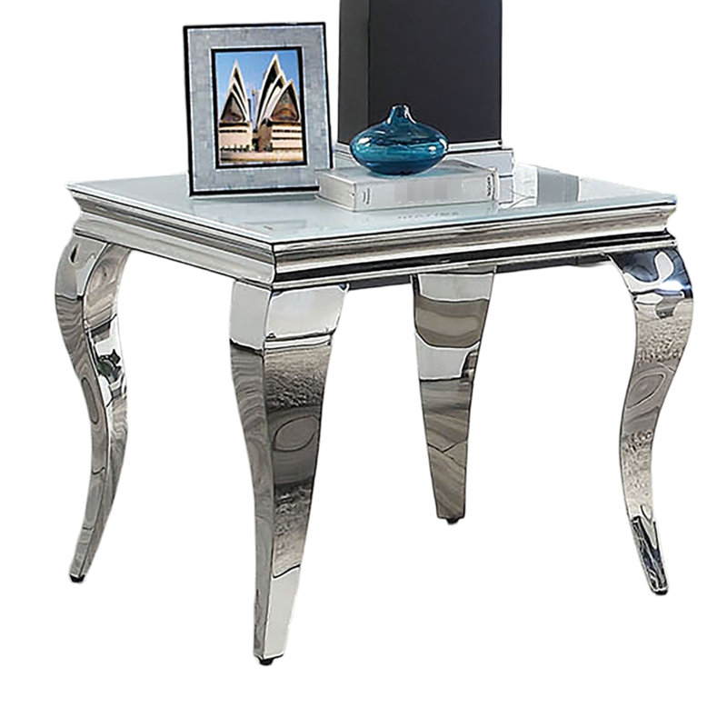 Table de bout transitionnelle carrée en blanc et argent avec plateau en verre biseauté et pieds en acier inoxydable classique