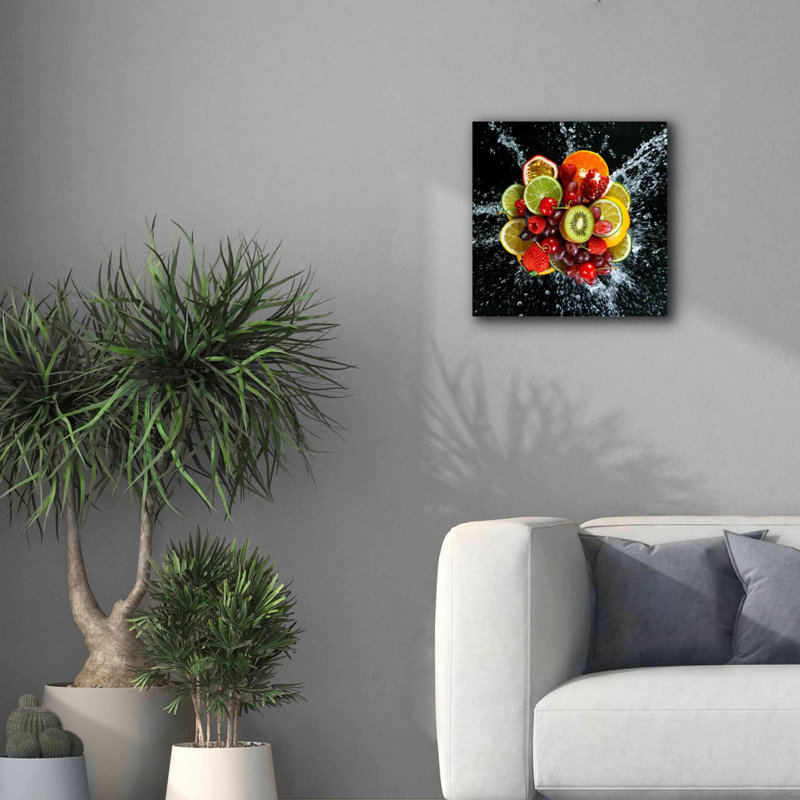 «Fruit Splash III», art mural sur toile, H 18 po x l 18 po x P 0,75 po