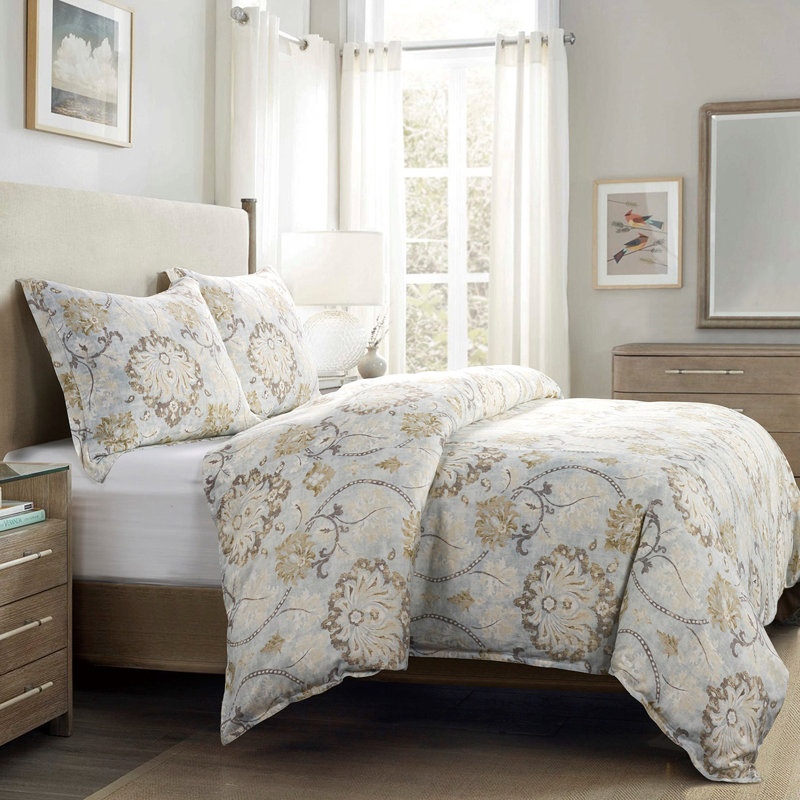 Dalia Light Blue Brown Floral Classic Chic Casual Comforter Set, Light Blue, King Comforter + 2 King Shams