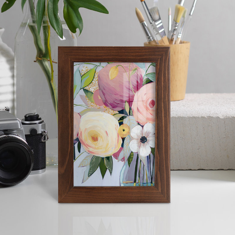 Georgia Bouquet I, encadré sur papier, H 7 po x l 5 po x P 1 po, Châtaigne