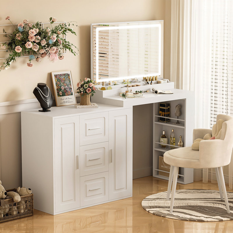 Bureau de coiffeuse élégant avec miroir, lumières et beaucoup de rangement pour les chambres à coucher modernes