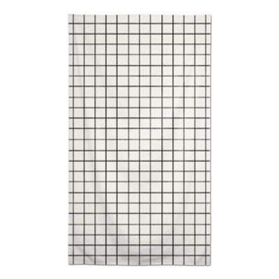 Gris sur nappe quadrillée crème