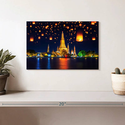 Kavia Wat Arun Temple Lanterns