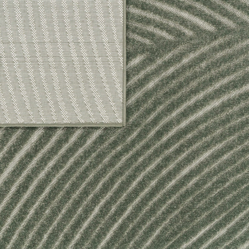 Modern Area Rug with Curved Line Pattern in Green, Rectangle 6'7" x 9'6"