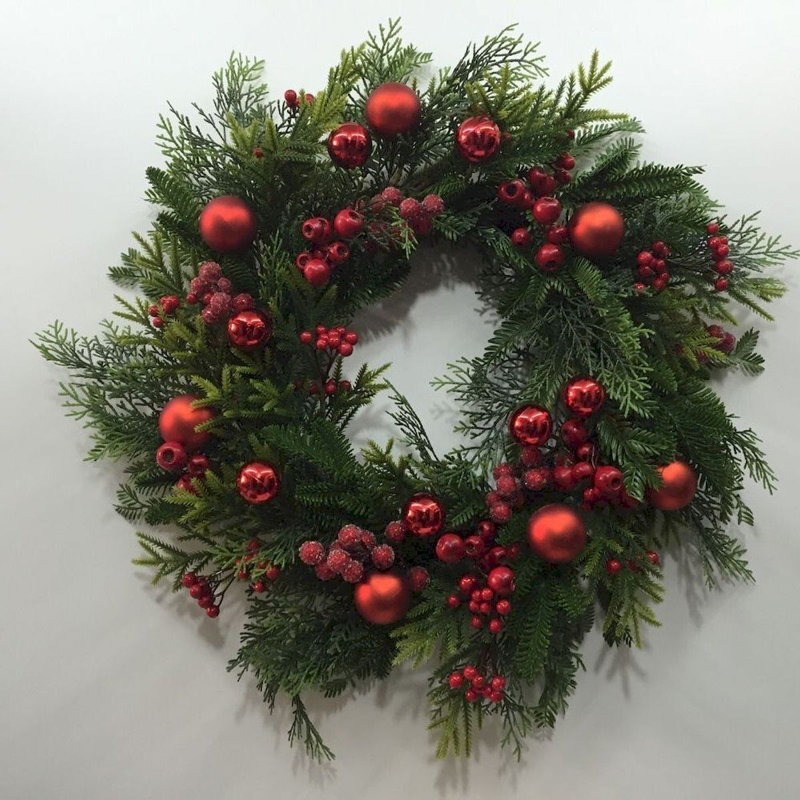 Faux Berry 26 " Wreath