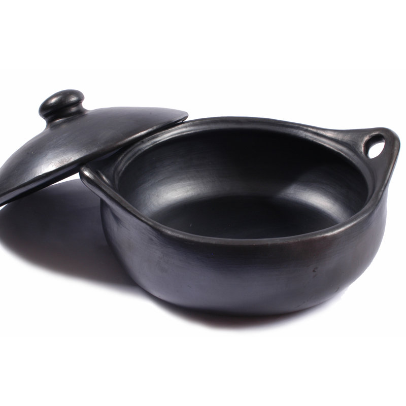 Large Black Clay Flat Casserole with Lid, 5 Quarts