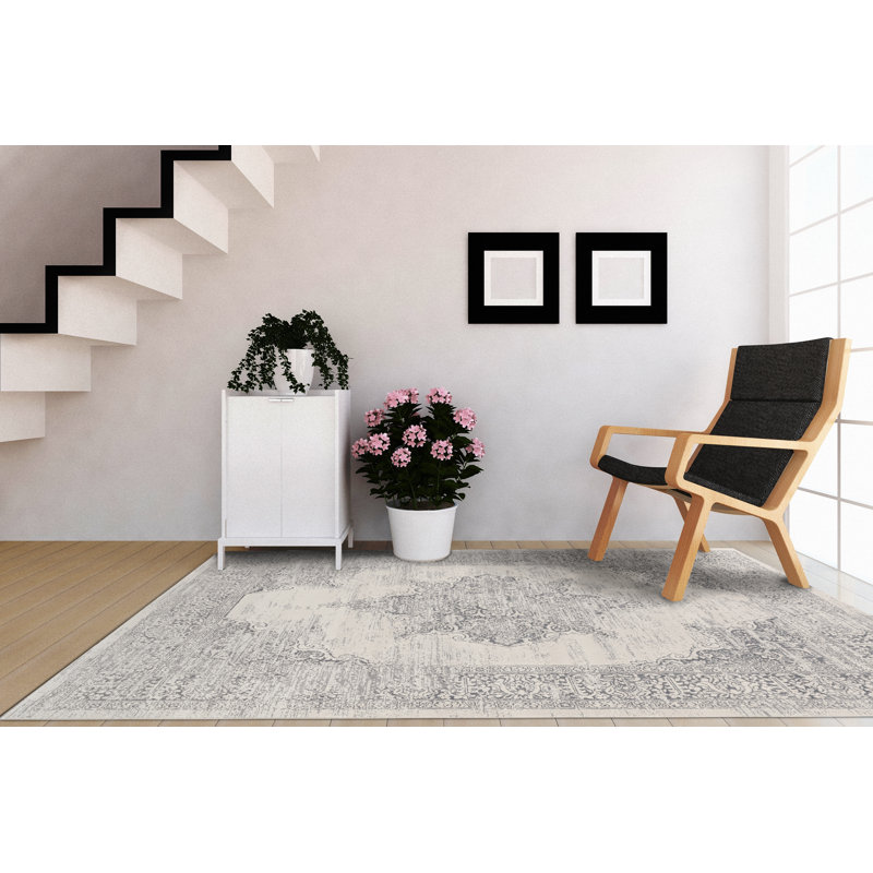 Florentia Oriental Indoor Rug, Rectangle 3'11" x 5'7"