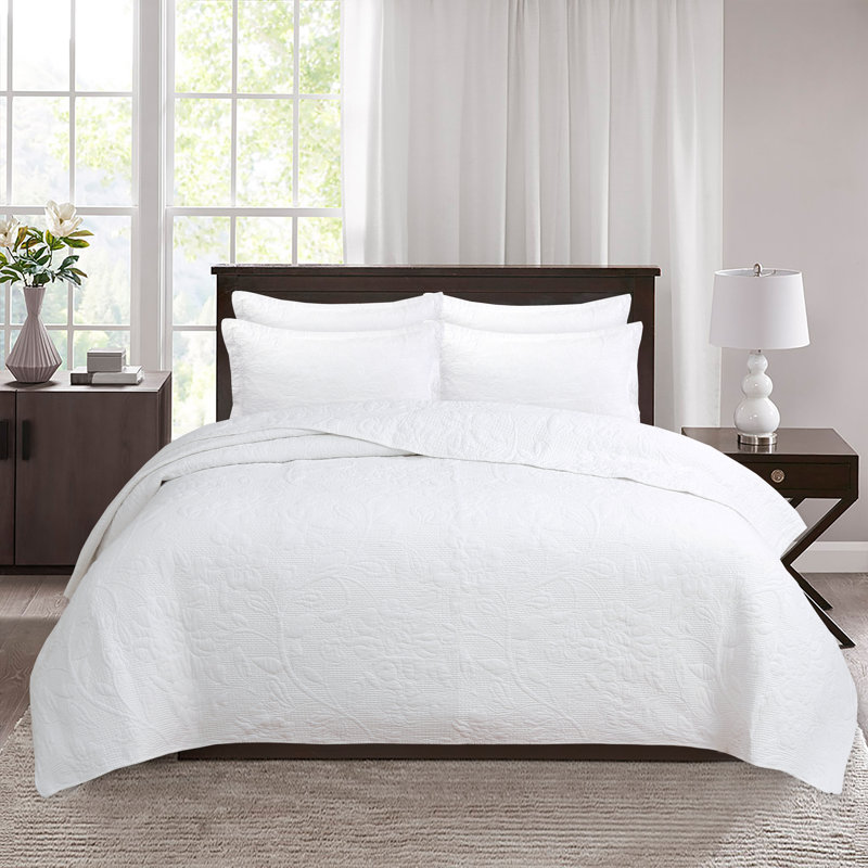 Modern & Contemporary Quilt, White, Queen