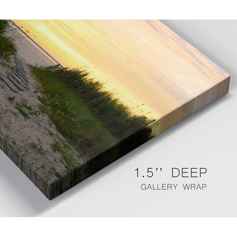 «Sunset Path», reproduction de photo sur toile tendue, H 27 po x l 18 po x P 1 po