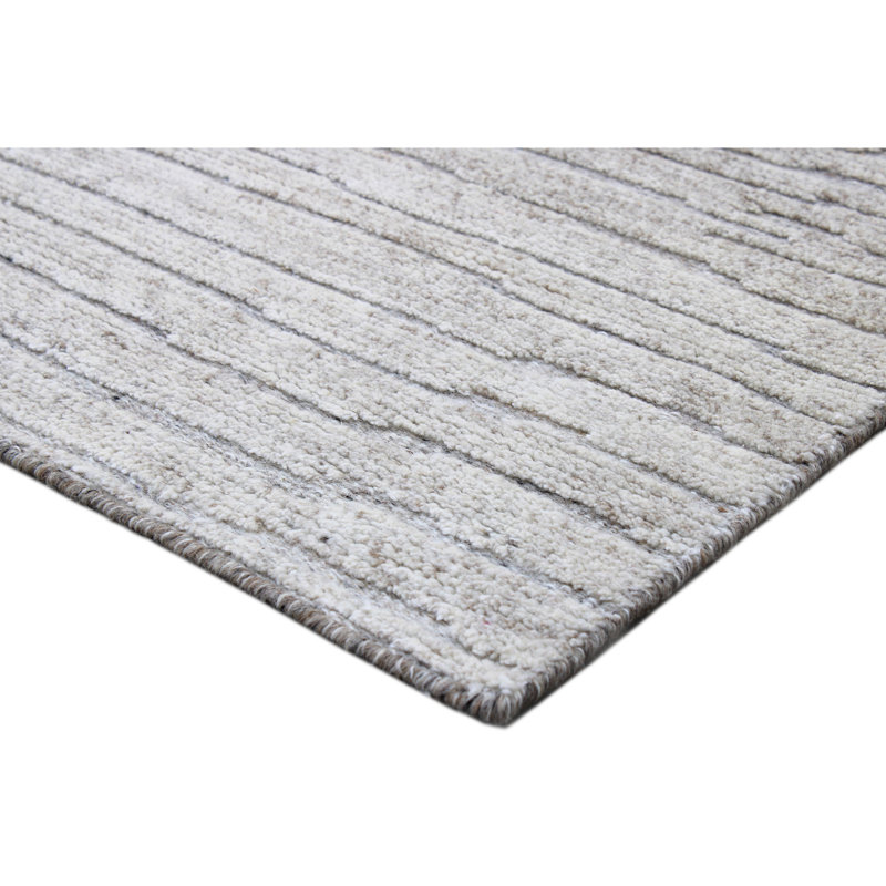 Area Rug in Black/Light Gray, Rectangle 4' x 6'