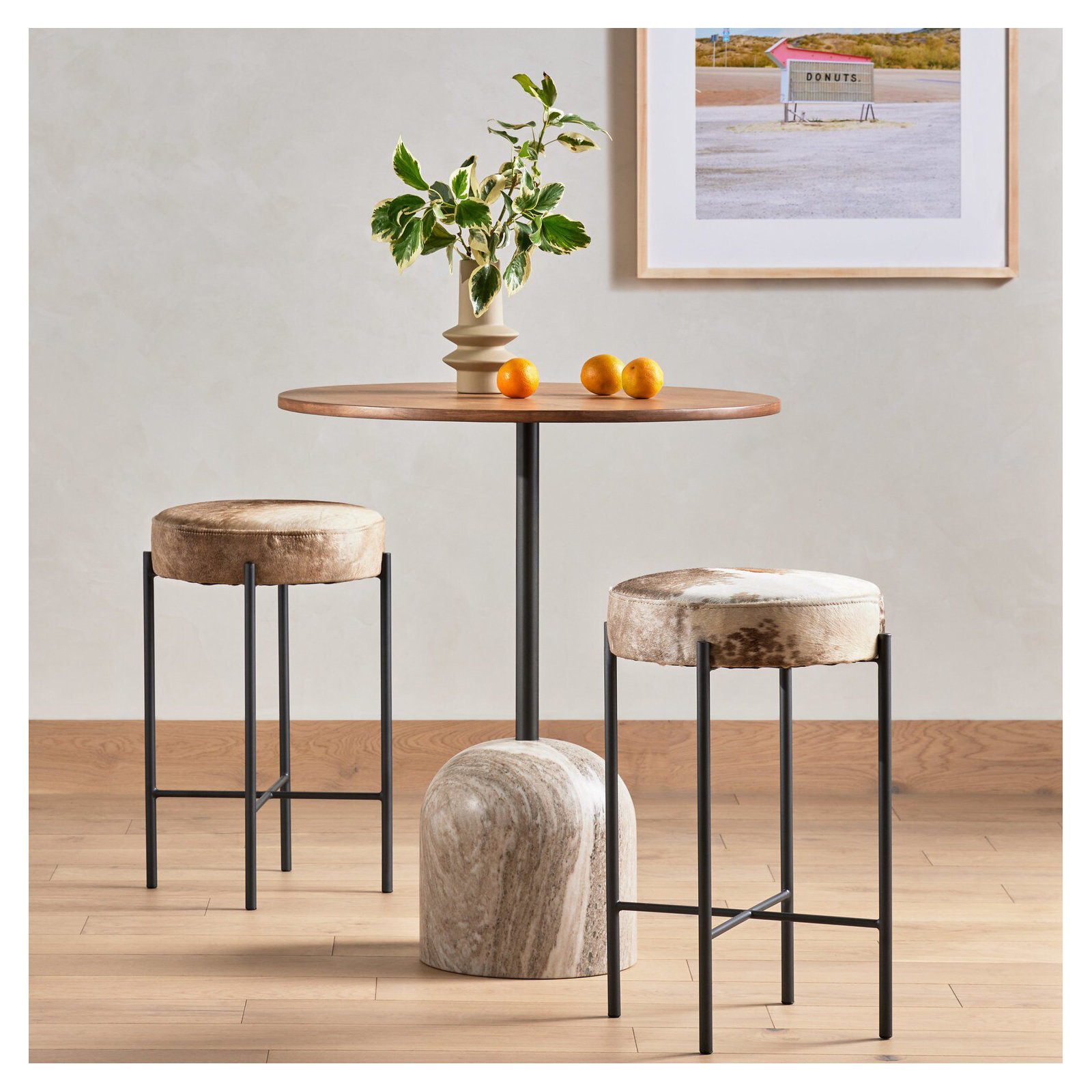 Idette 32'' Extendable Round Dining Table, 36" H x 32" W x 32" D