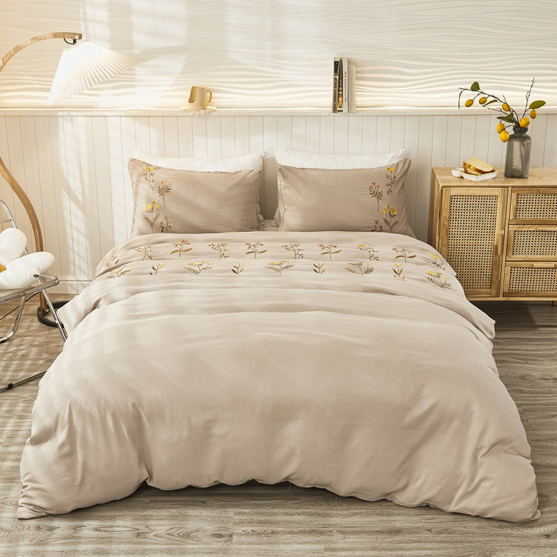 Polyester Standard Floral Duvet Cover, Queen, Brown