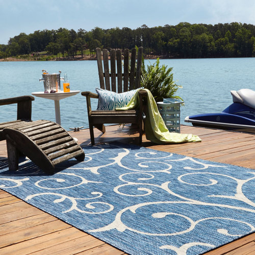 Charlton Home® Hornersville Floral Indoor / Outdoor Rug & Reviews | Wayfair