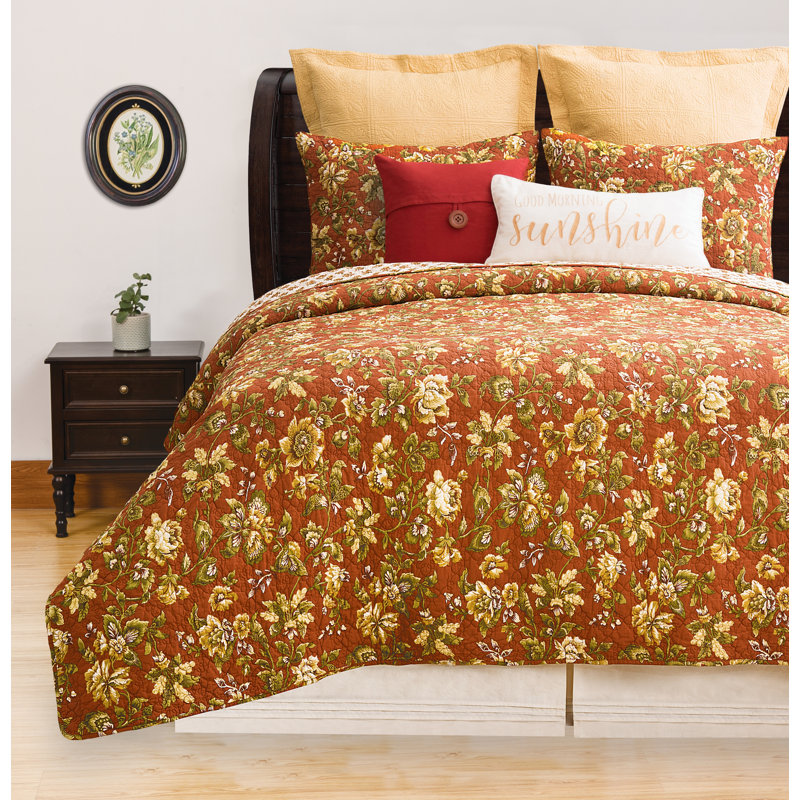 Estelle Reversible Floral Cotton King Quilt Set
