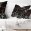 Coussin lombaire animal femme entre animaux sauvages