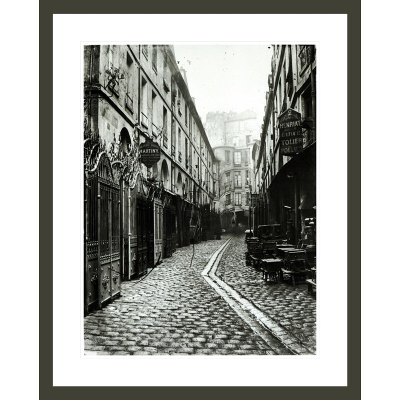 «Passage du Dragon Paris» par Charles Marville, impression giclée sur cadre, H 29,24 po x l 23,5 po