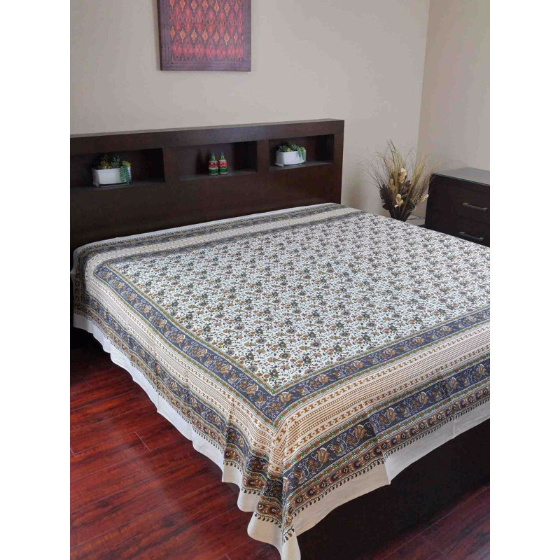 Tapisserie floral en coton, H 72 po x l 106 po, Mauve