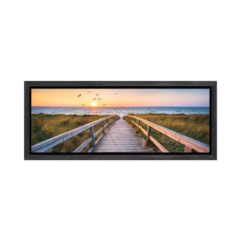 «Dune Beach Panorama» par Leah Straatsma - reproduction d'art, H 16 po x l 48 po x 1,5 po, Toile avec cadre noir patiné