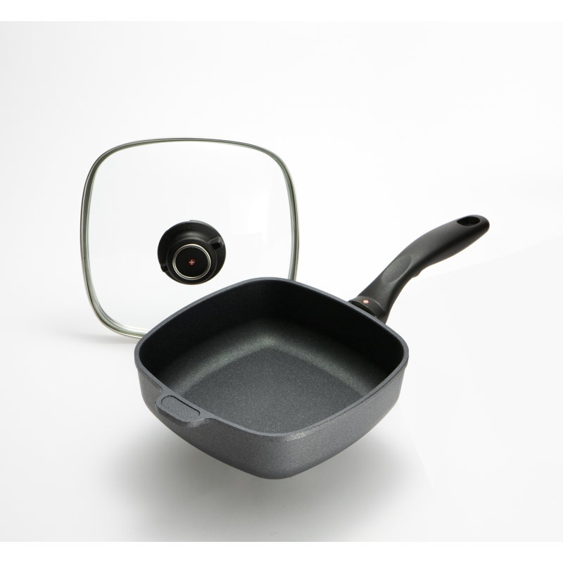 Non Stick Aluminum Saute Pan with Lid, 2.1 Quarts