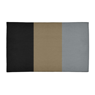 Tapis noir à rayures de hockey national
