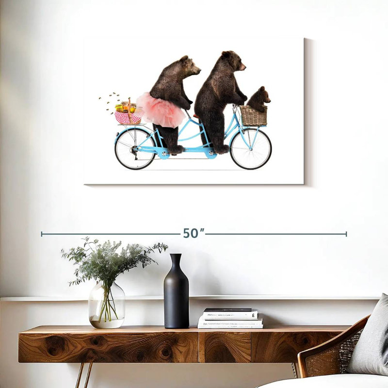 Trois ours à vélo, H 24 po x l 36 po