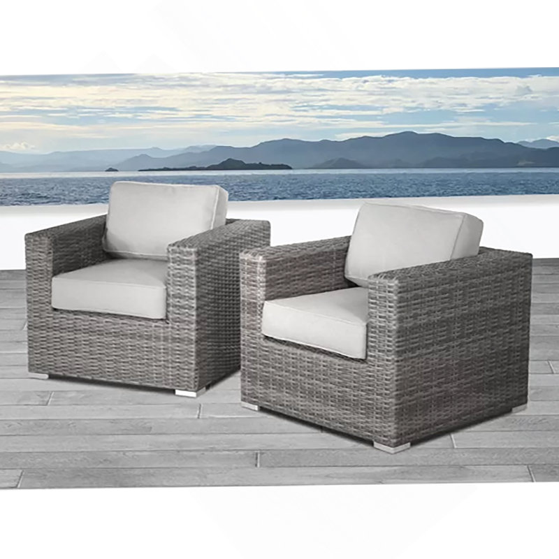 Chaise de patio confortable avec coussins - entièrement assemblée
