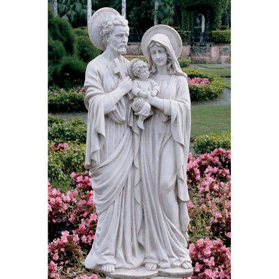 Statue de la Sainte Famille