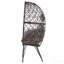 Chaise de patio gris clair et noire avec coussin rembourré