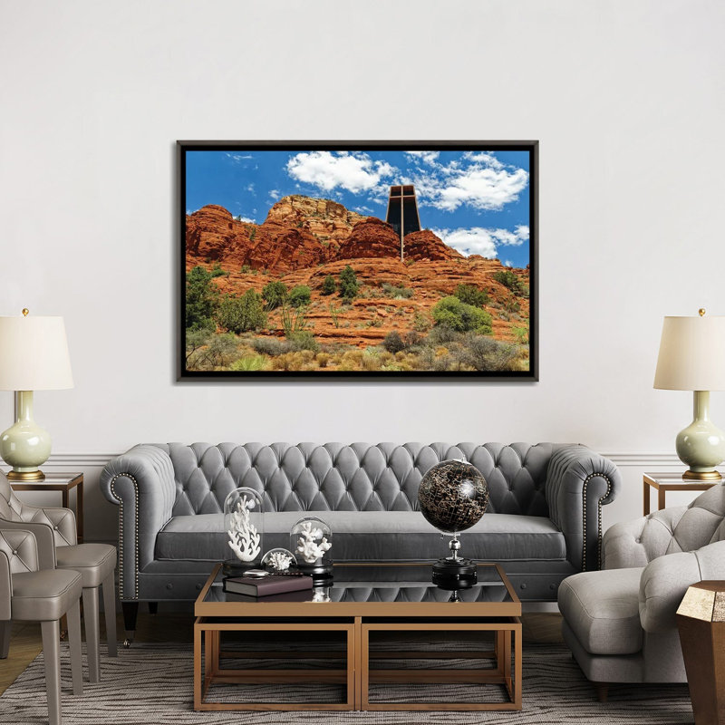 Chapelle de la Sainte-Croix, Sedona, Arizona_1PC6, H 40 po x l 60 po, Cadre flottant en bois foncé foncé