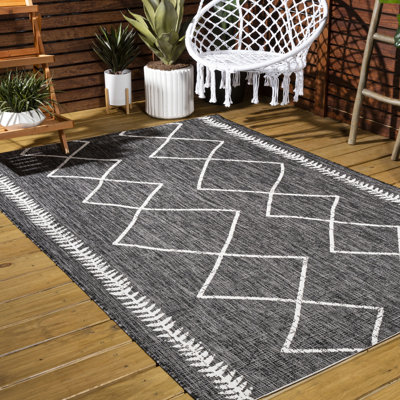 Muirhead Tribal Diamond Trellis Black/Ivory Indoor/Outdoor Rug