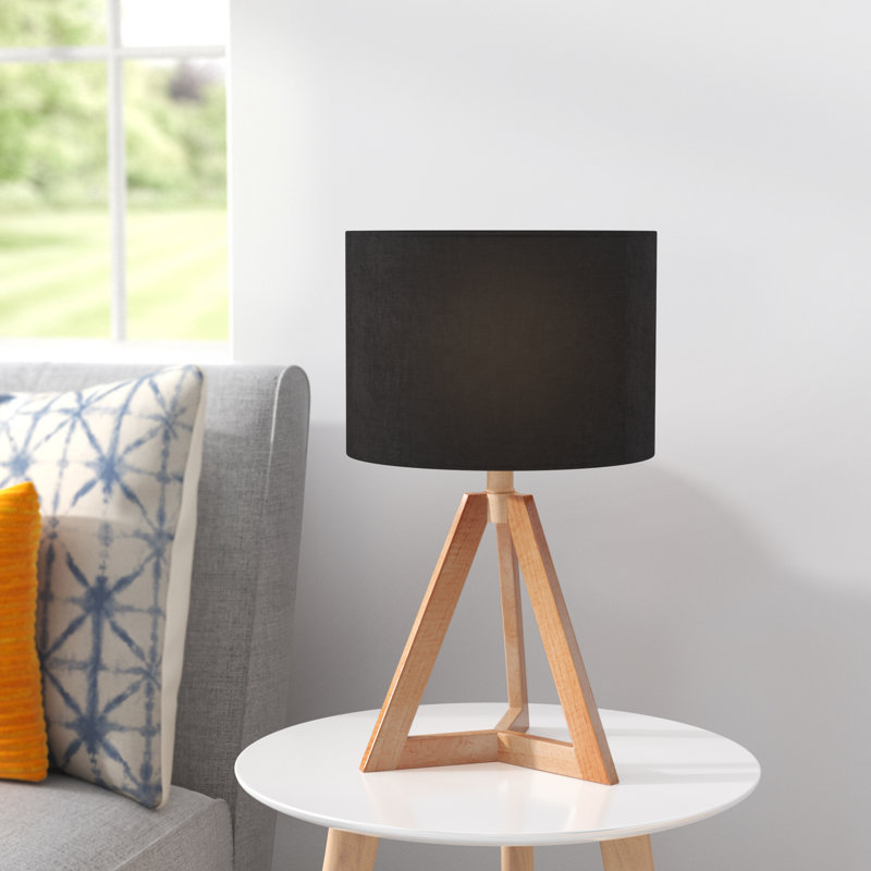 Jaanika Metal Table Lamp