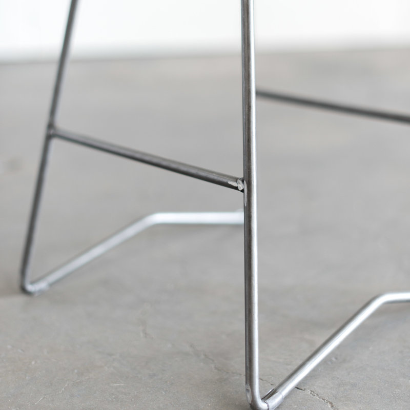 Tabouret de comptoir en bois massif 25,5 po Robertsdale, Beige