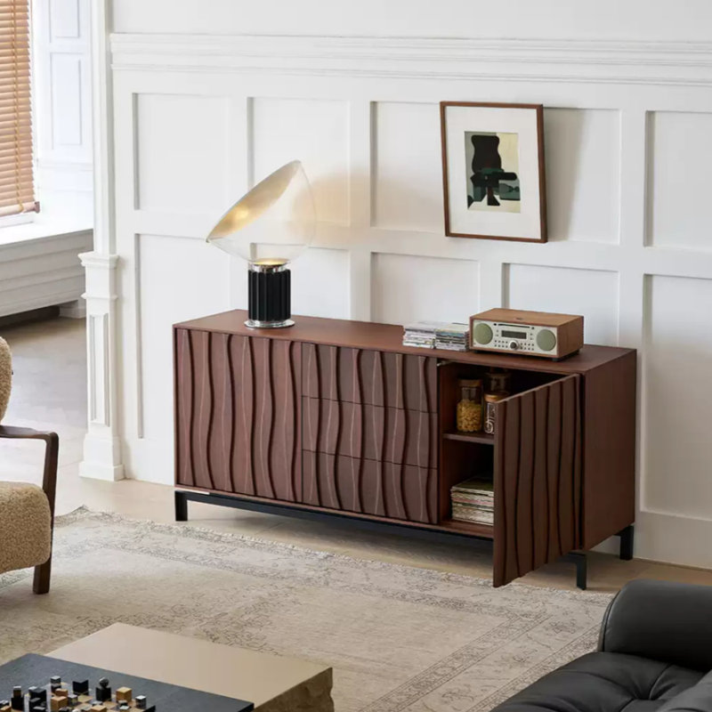 High-Quality And Large-Capacity Sideboard