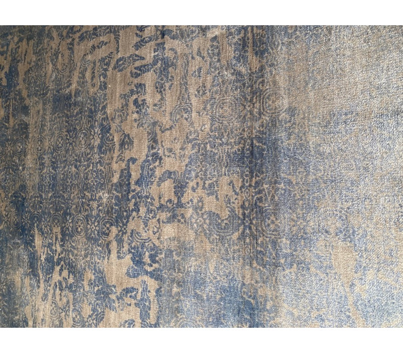Deserai One-of-a-Kind Rectangle 6' x 9' Hand Loomed Area Rug