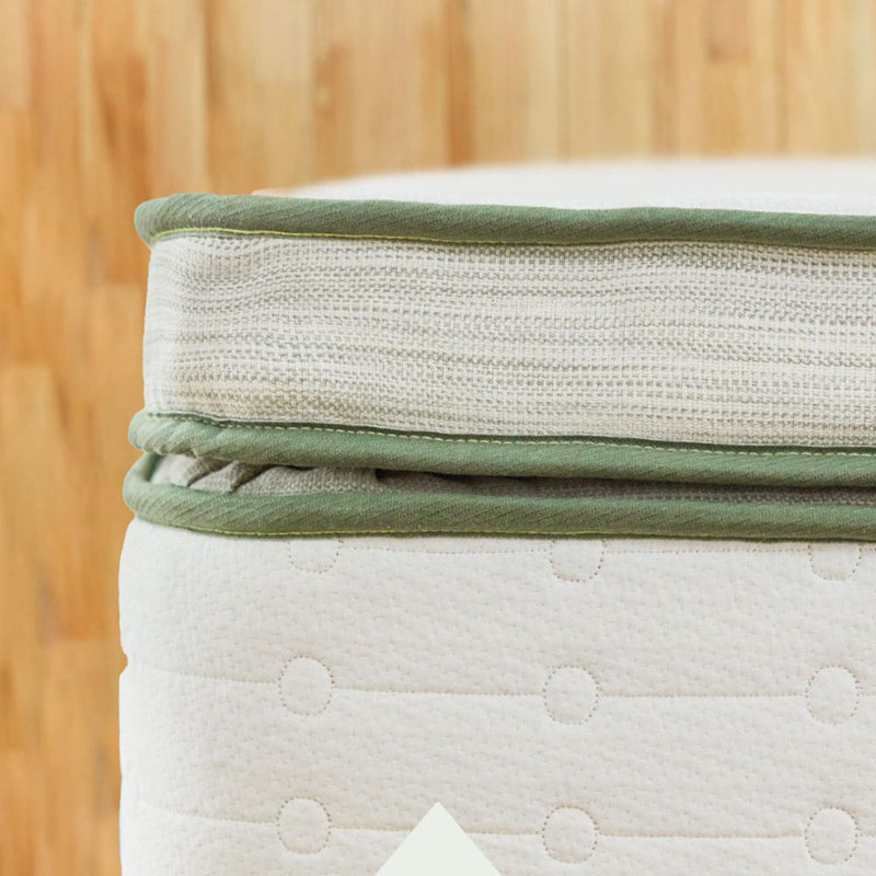  Matelas vert, Lit double