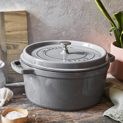 Four néerlandais en fonte Staub fabriqué à la main en France