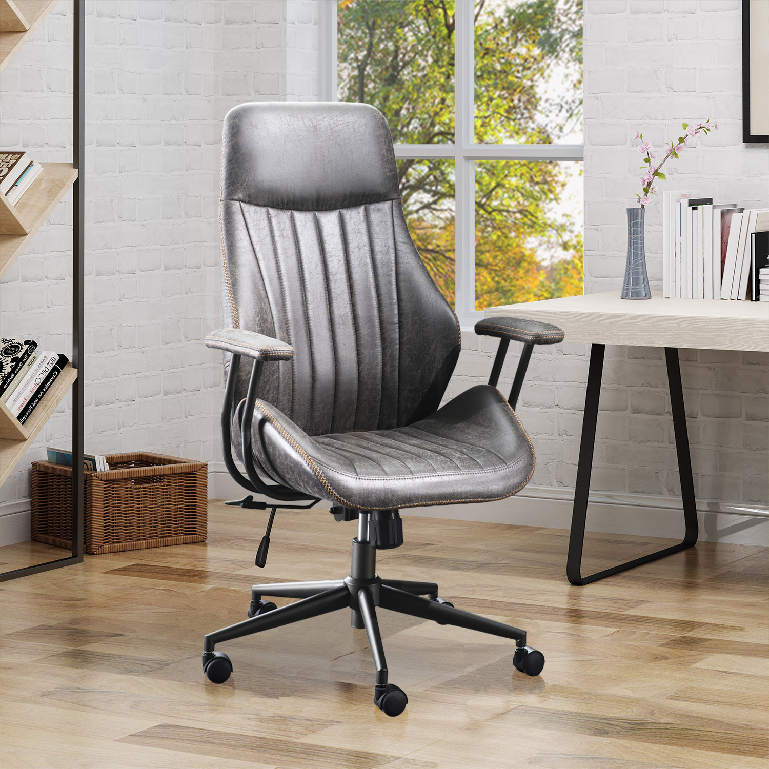 Kalysia Executive Chair