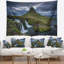 Paysage avec magnifique tapisserie cascade Kirkjufellsfoss-28492233