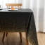 2 nappes noires et dorées en plastique, couverture de table rectangulaire jetable 54 po x 108 po