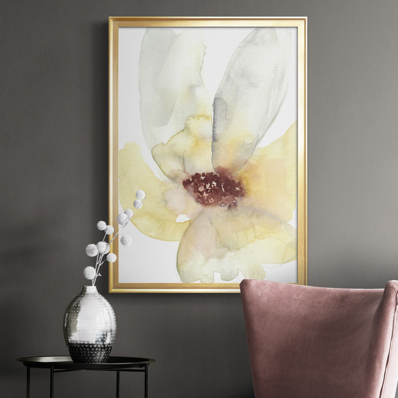 «Lush Flower I», toile encadrée de qualité supérieure - prête à être accrochée, H 24,5 po x l 18,5 po x P 1 po, Cadre doré