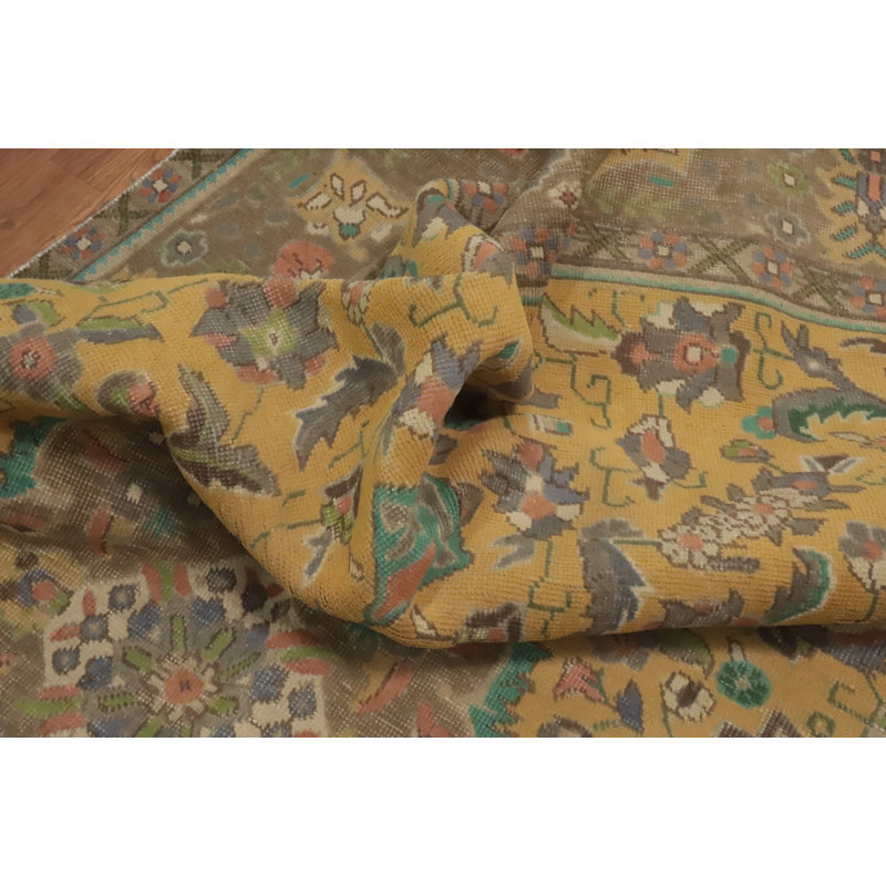 Tapis traditionnel floral 7 x 9