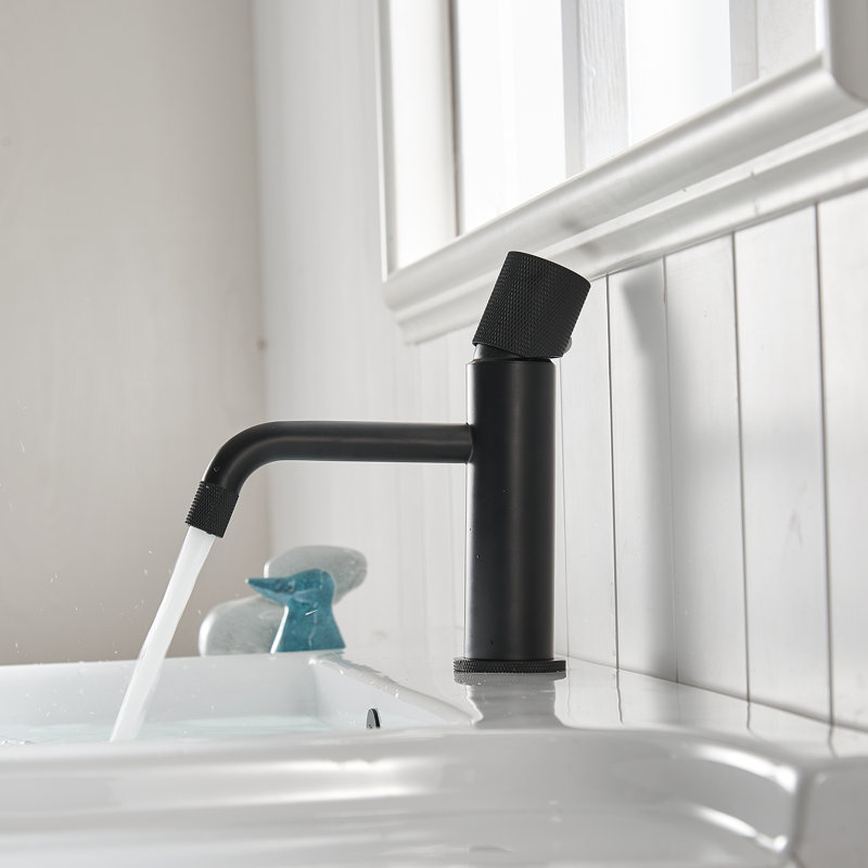 Single-Hole Bathroom Faucet, Black